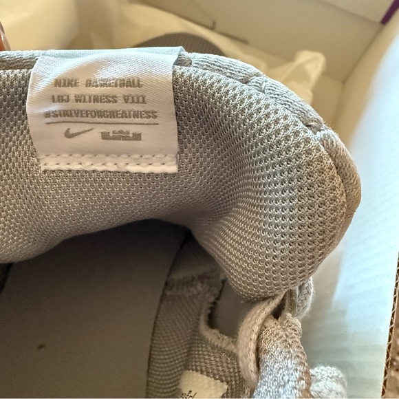 Nike Lebron Witness VIII 8 TB‎ Basketball Shoes Mens 7.5 Women’s 9 FB9944 001 - Picture 8 of 12